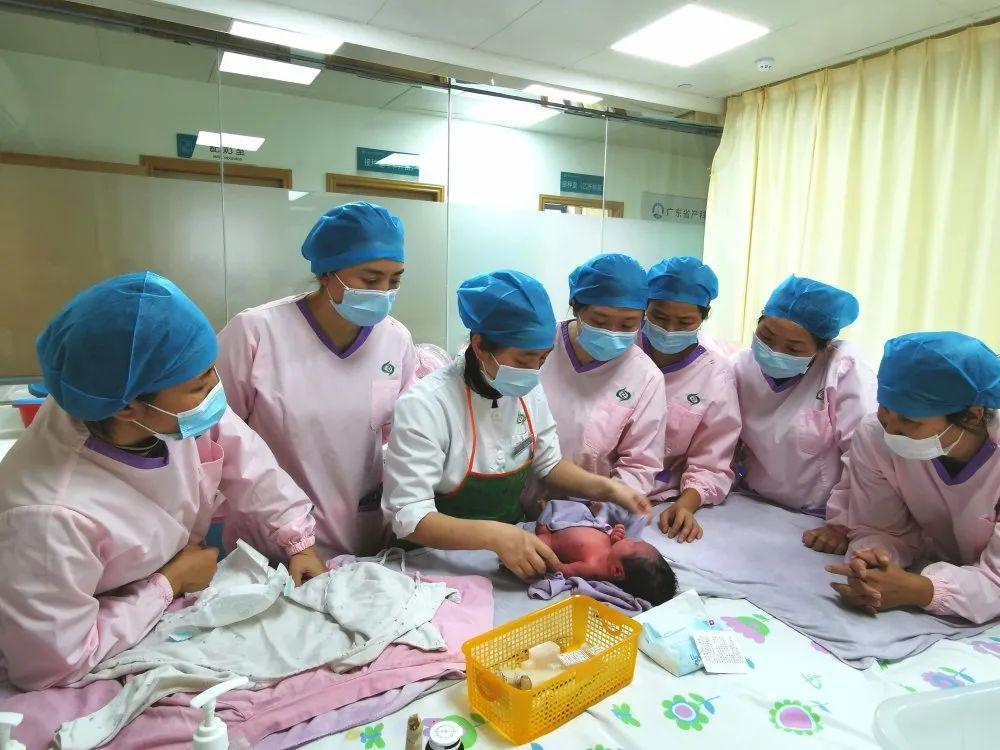 濮阳县妇婴监护型护送